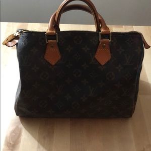 “Authentic “ Louis Vuitton Speedy 30